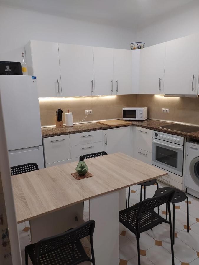 Amplio Apartamento Con Dos Patios Gijón Exterior foto