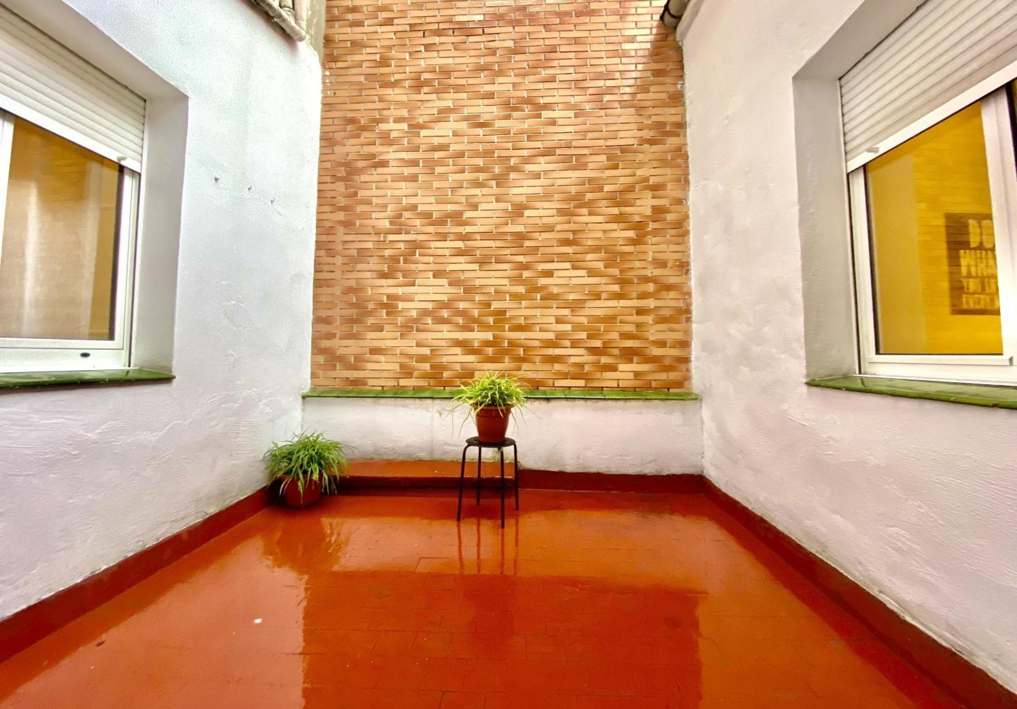 Amplio Apartamento Con Dos Patios Gijón Exterior foto